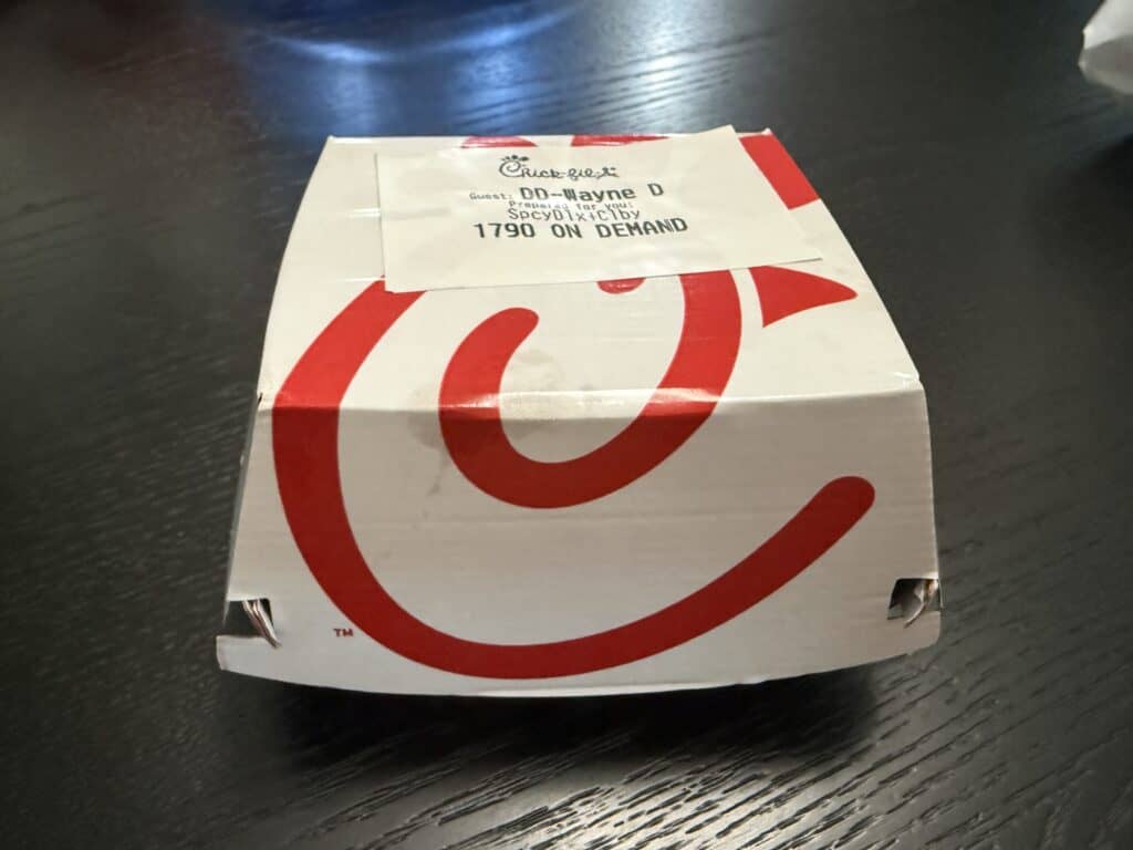 Chick-fil-A Spicy Deluxe Sandwich In Box